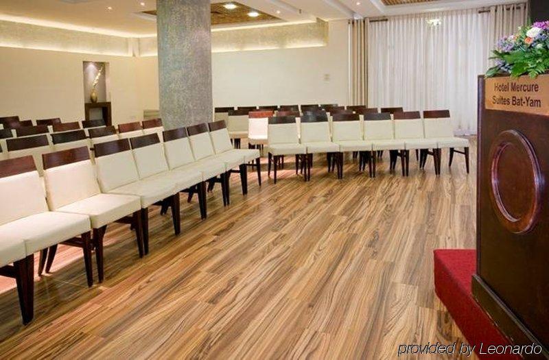 Arena Hotel By The Beach Bat Yam Facilities photo