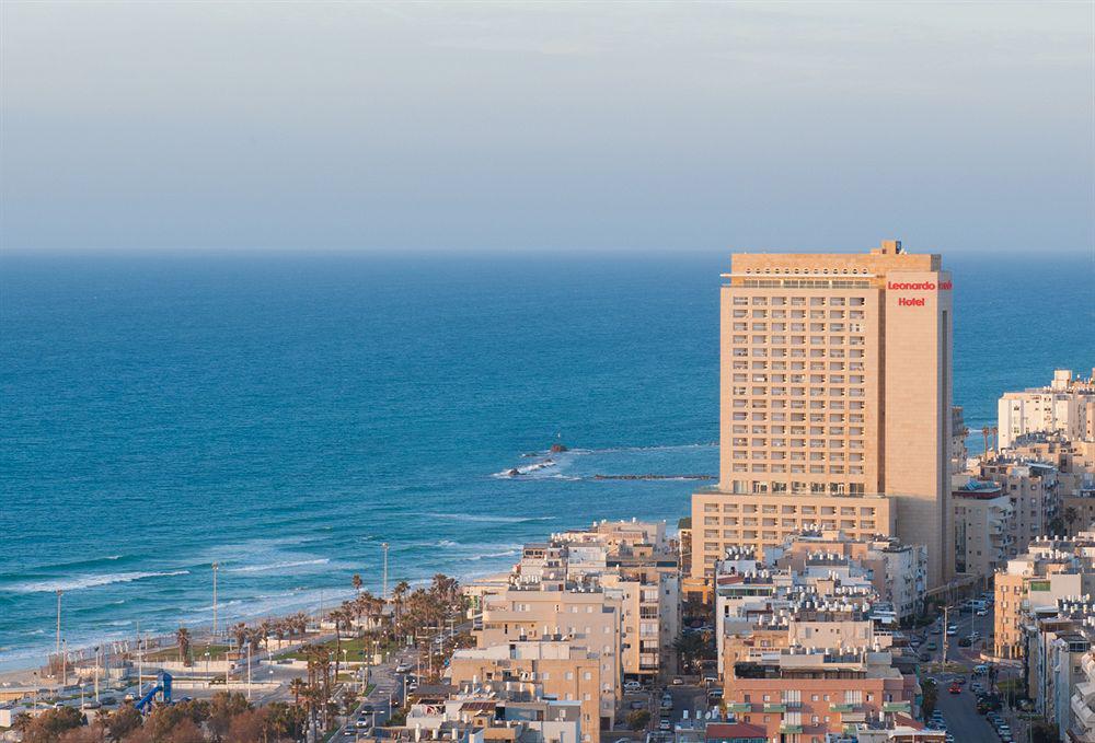 Arena Hotel By The Beach Bat Yam Exterior photo